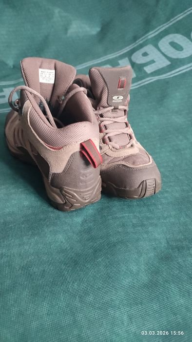 Men Salomon Boots 39