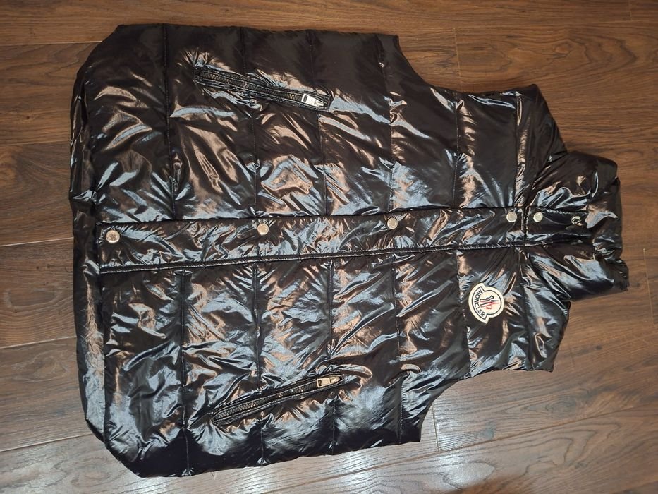 Женский Moncler Жилет Чёрный 