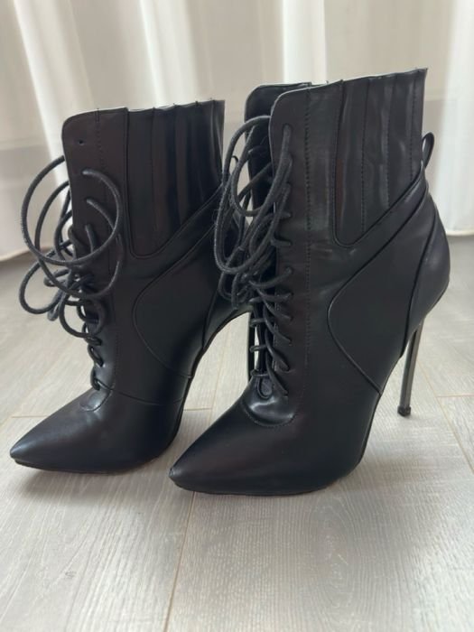 Женские Casadei Мини-чоботы Чёрные Кожа 39