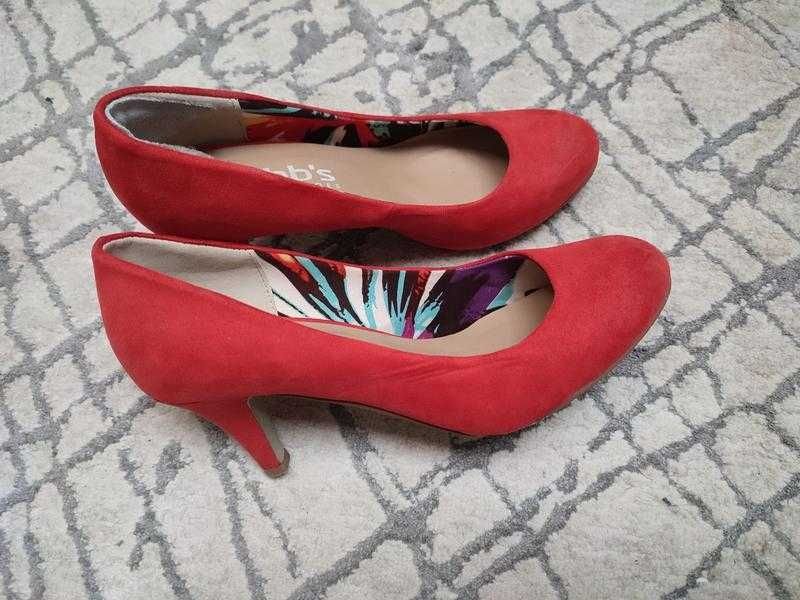 Women Hobbs Heels Red 37