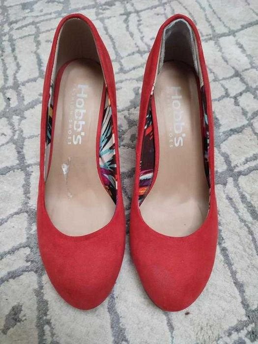 Women Hobbs Heels Red 37