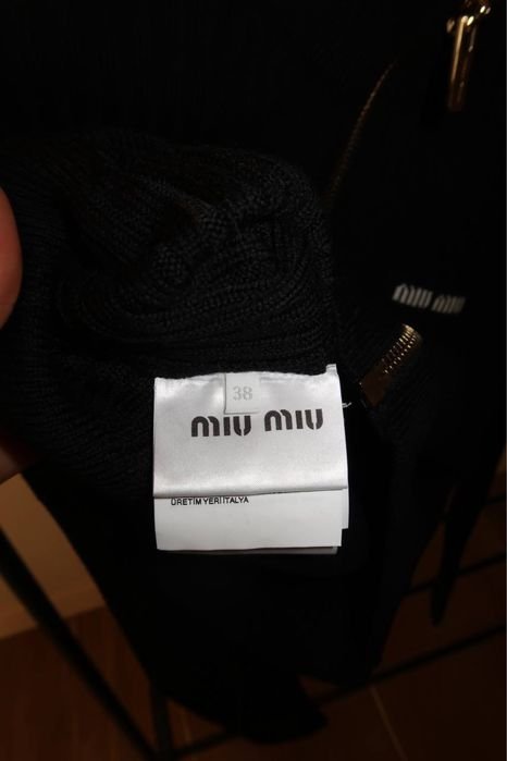 Женский Miu Miu Светр Чёрный 38