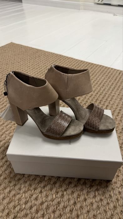 Женские Brunello Cucinelli Туфли 38.5