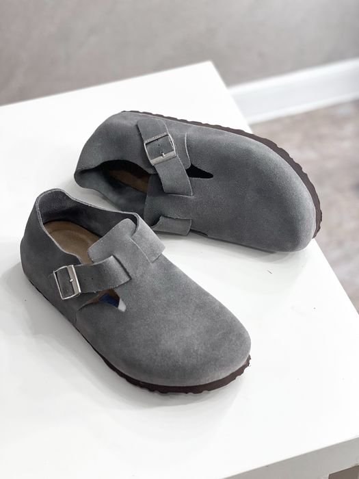 Женские Birkenstock Шлепанцы Серый 39