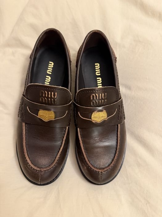 Женские Miu Miu Лоферы Коричневый 37