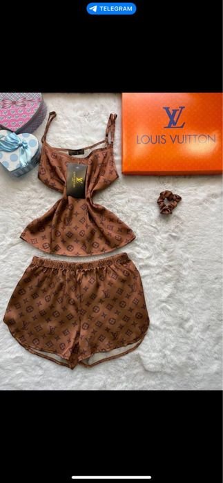 Femme Fendi Pyjama Marron Neuf 36