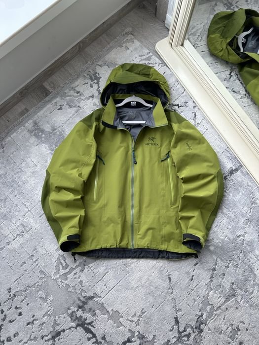 Мужской Arcteryx Ветровка Зелёный Gore-Tex 42