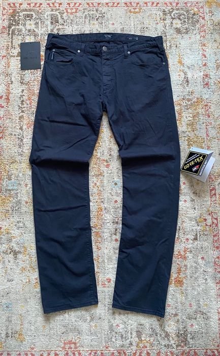 Мужской Armani Джинсы Тёмно-синий