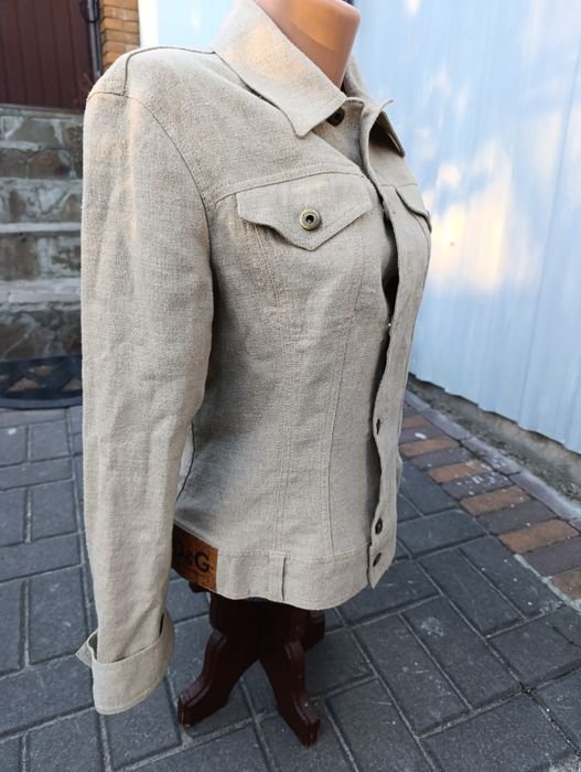 Женский Dolce & Gabbana Пиджак Бежевый Лен 40