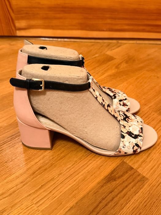 Damen Clarks Absätze Nude Pink Combi Leder 39