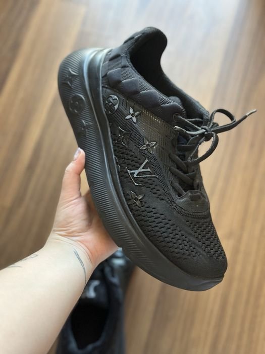 Men Louis Vuitton Sneakers