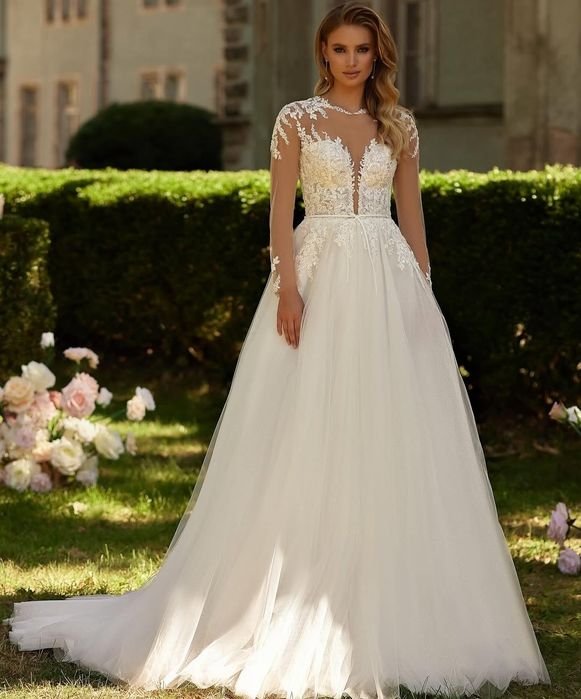 Женское Свадебное Платье Белое 36 / S / 44