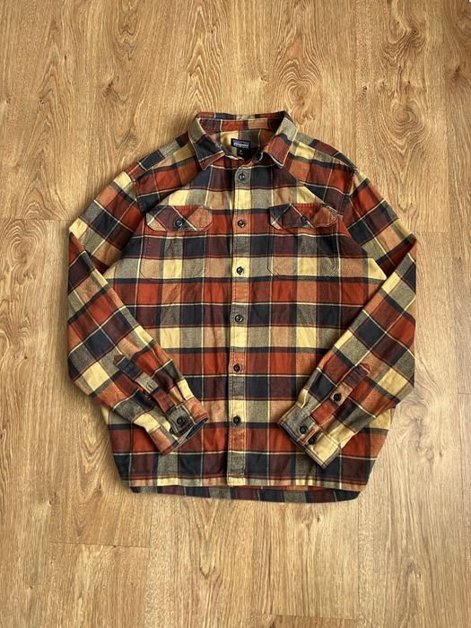 Men Patagonia Shirt Beige 42