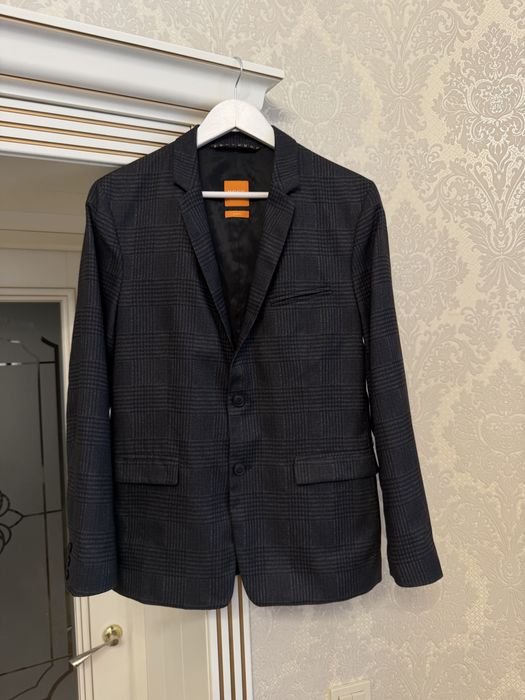 Мужской Hugo Boss Пиджак Неизвестный Неизвестный M