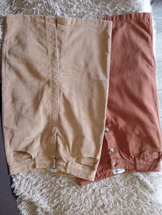 Женская Спидница Бежевая Вельвет 40