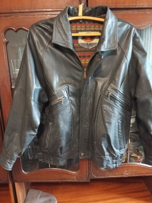 Мужская Кожаная Куртка Чёрная