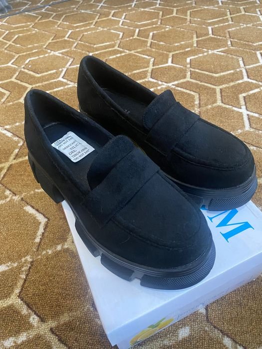 Женские Лоферы Чёрные 36