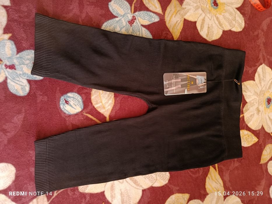 Женские Шорты Чёрные 44