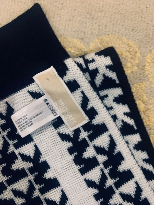 Унисекс Майкл Корс Шарф Чёрно-белый Шерсть