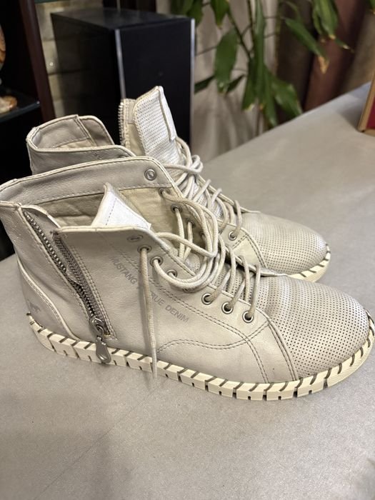 Women Mustang Boots Grey Leather 36