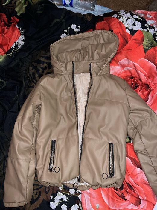 Женская Куртка из Эко-кожи Бежевый 36