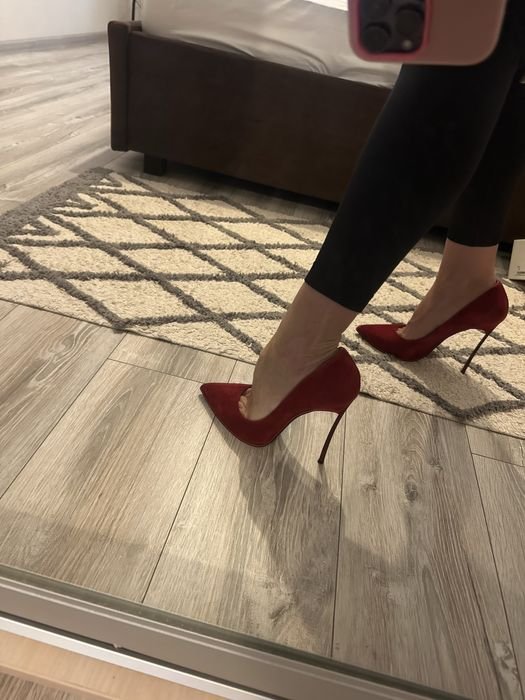 Donna Casadei Tacchi Rossi 39