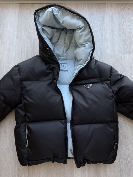 Женская Весенняя Куртка Чёрная 36