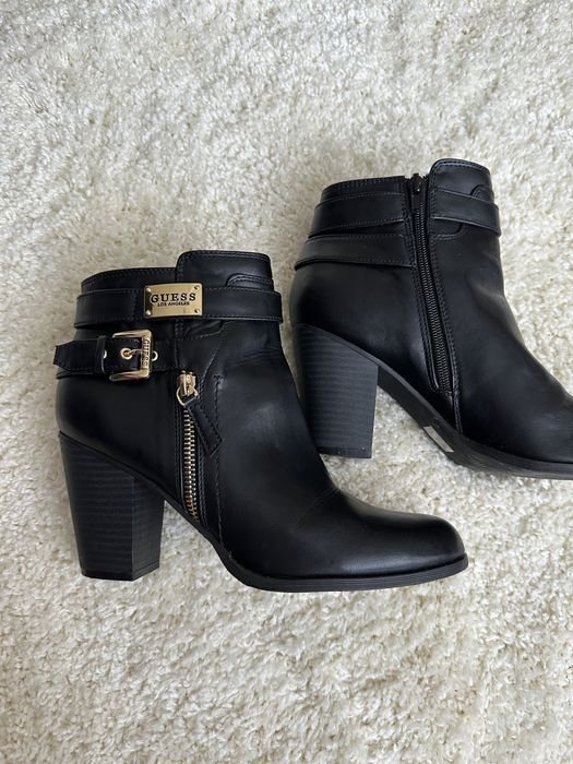 Женские Guess Ботинки Чёрные 40