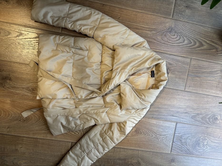 Women Lightweight Beige Puffer Jacket 34