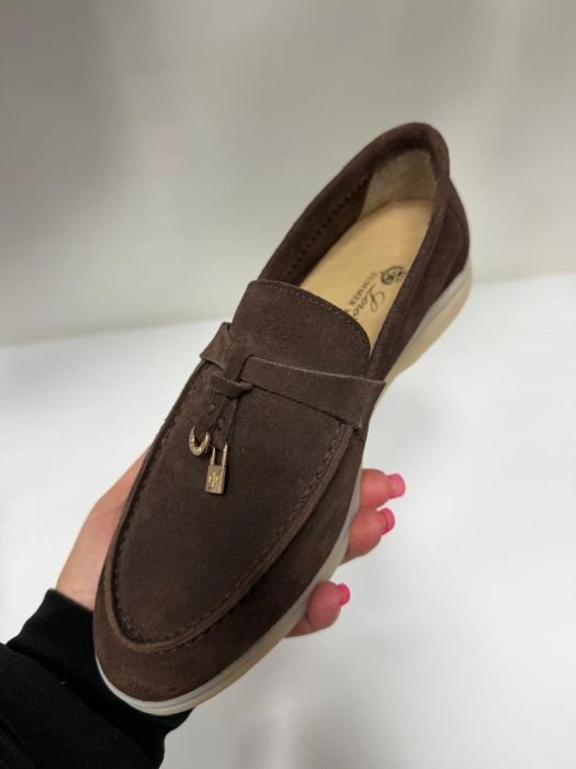 Женские Loro Piana Лоферы Коричневый