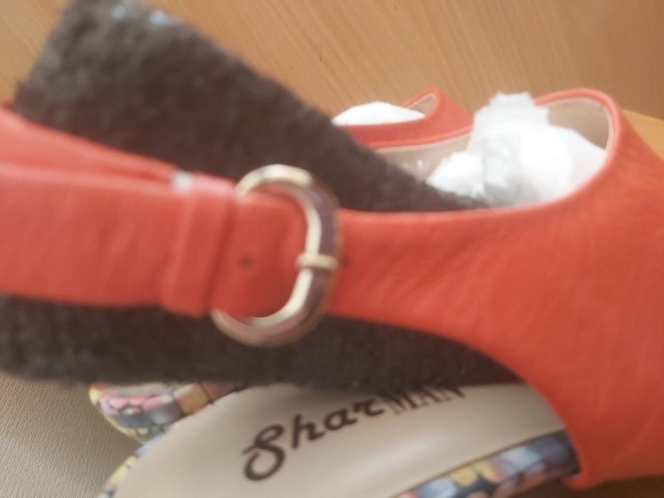 Женские Босоножки Красные Кожа 37