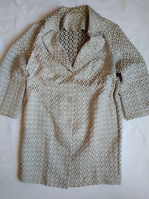 Женское Пальто Бежевое 44