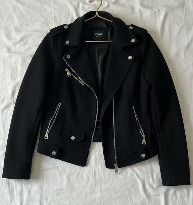 Женская Чёрная Куртка Косуха Под Замшу 42