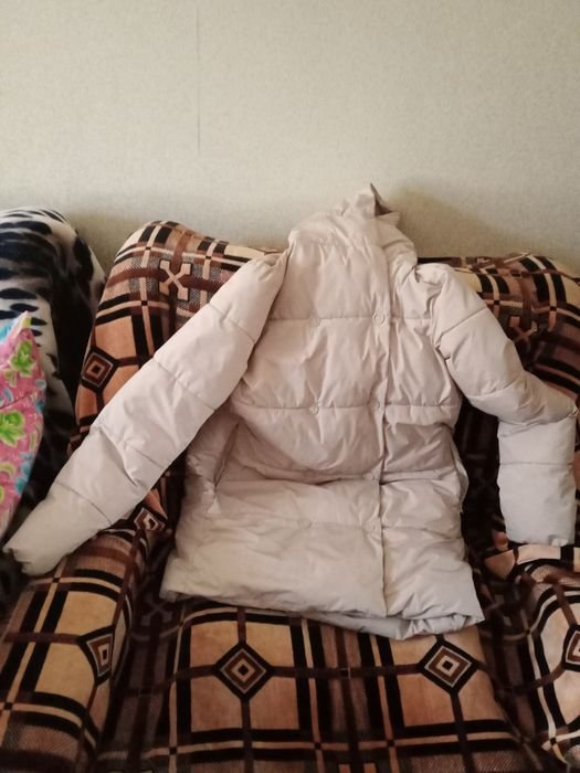 Damen Daunenjacke Beige 34