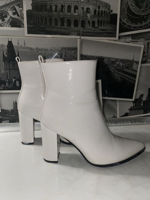 Женские Белые Ботильоны На Каблуке 40