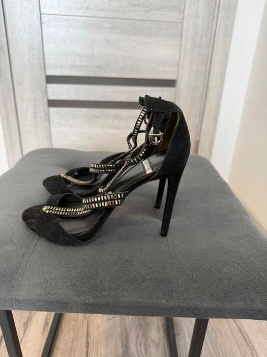 Женские Guess Босоножки Чёрные Замша 38