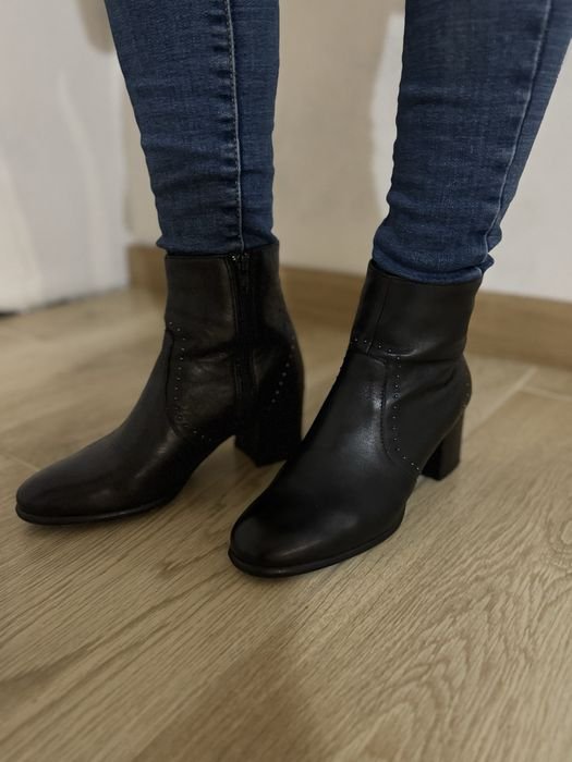 Женские Ботинки Черные Натуральная Кожа 37