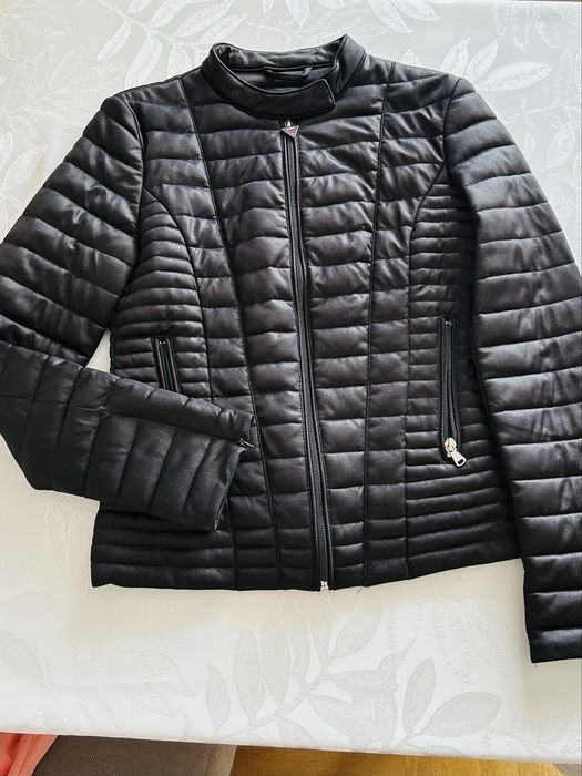 Мужской Guess Куртка Чёрный 36