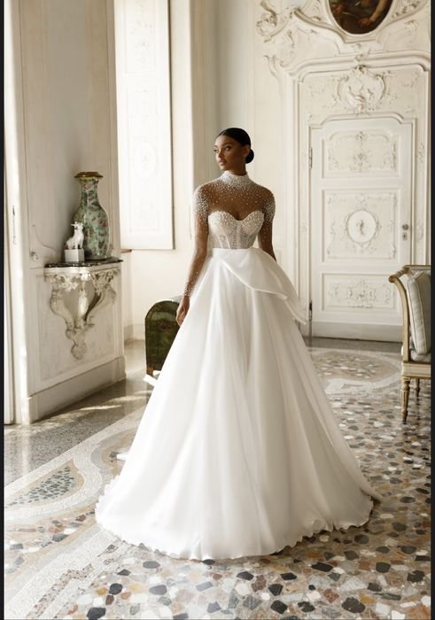 Wedding Dress Oksana Mukha Mirella White 36 / S /