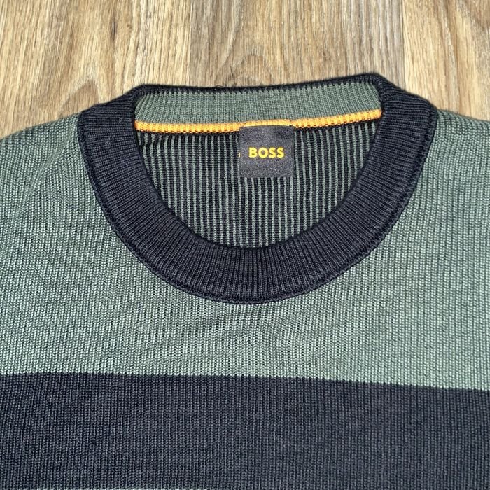 Мужской Hugo Boss Свитер Зелёный 40