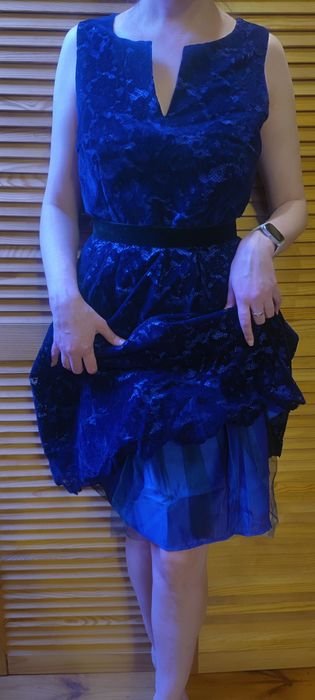 Женское Платье Тёмно-синее Кружево 38