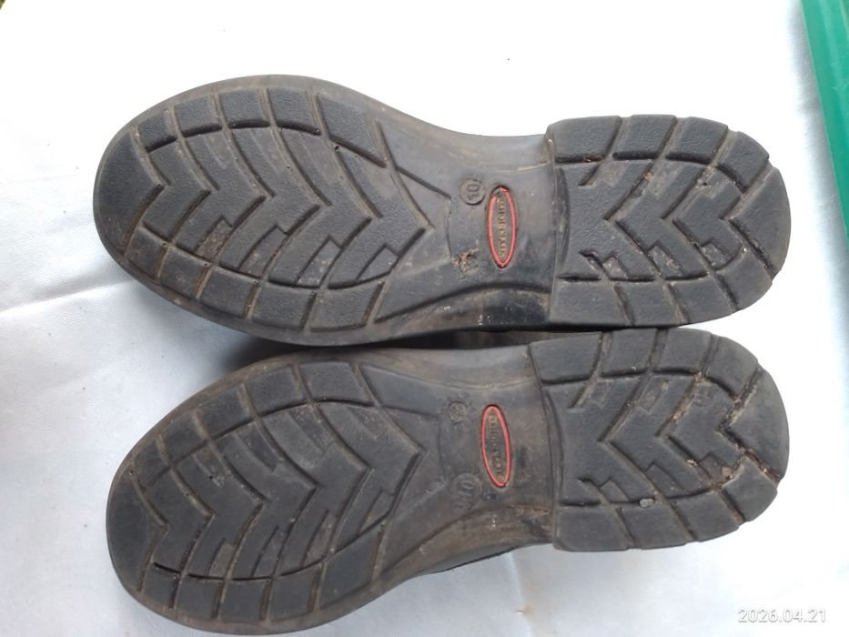 Herren Absätze Schwarz 44