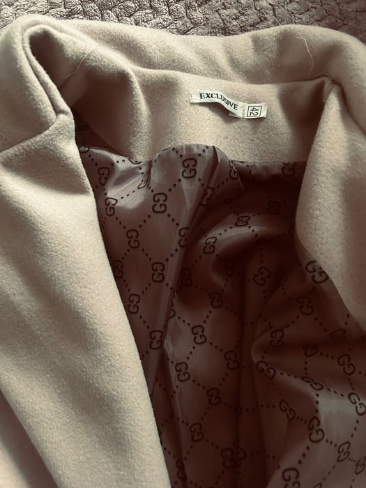 Женское Пальто Бежевое 38