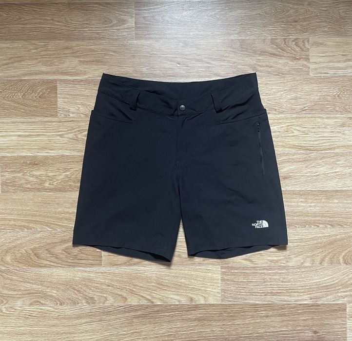Женские The North Face Шорты Чёрные 38