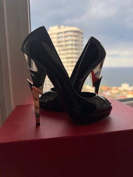 Women Heels Black 37