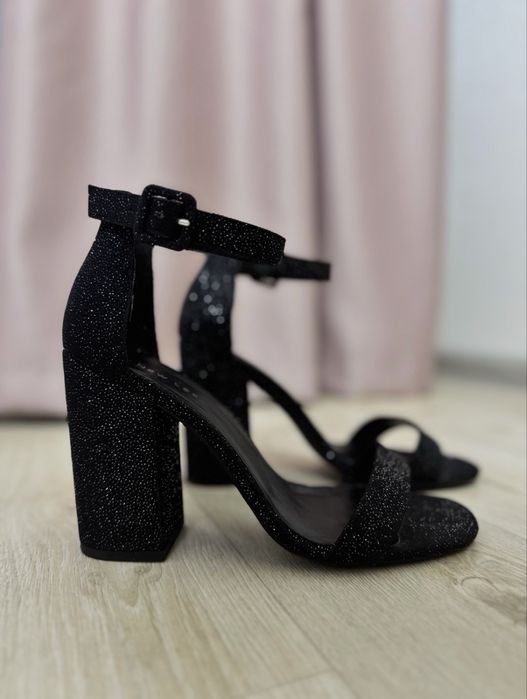 Damen High Heels Schwarz 38