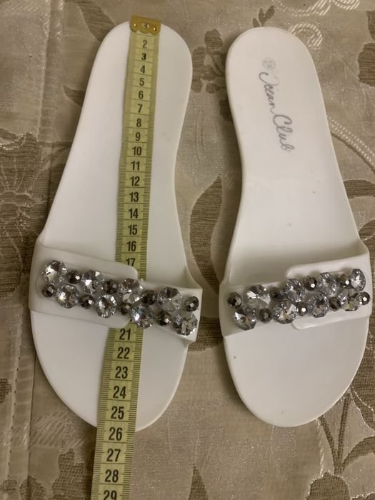 Женские Juicy Couture Вьетнамки Белые Резина 39