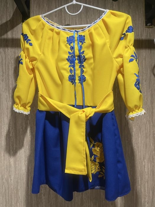 Женское Вышитое Платье Многоцветное 