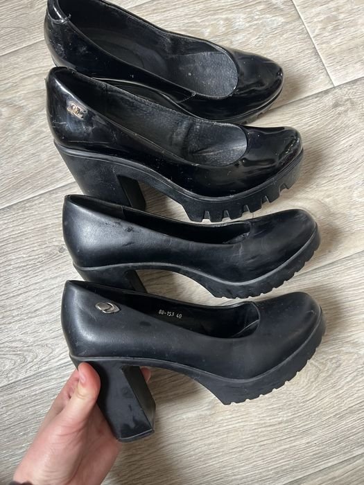 Donna Tacchi Neri Pelle 40