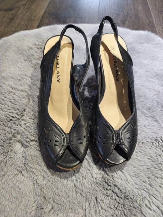 Women Heels Black 38